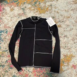 Les coyotes black top